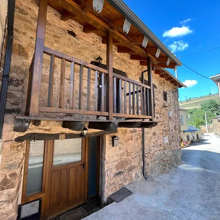 La Casina De Gelo * Riego de Ambros